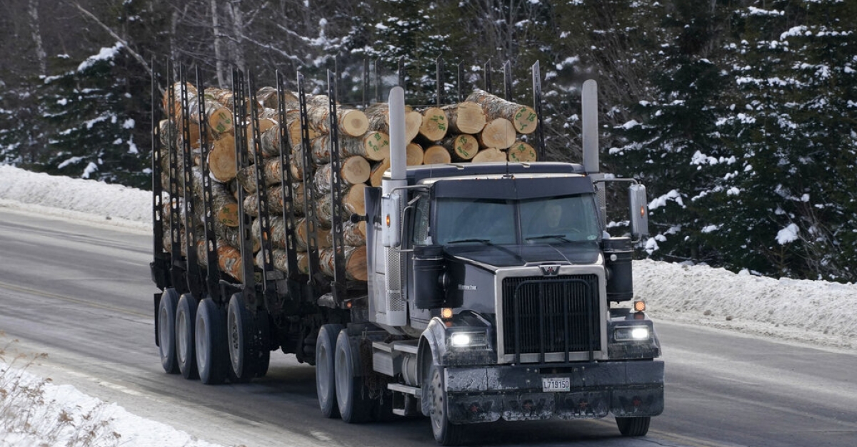 Logging Truck Proposal Would Make Roads Safer And Decrease Emissions,  Advocates Say | Wisconsin Public Radio