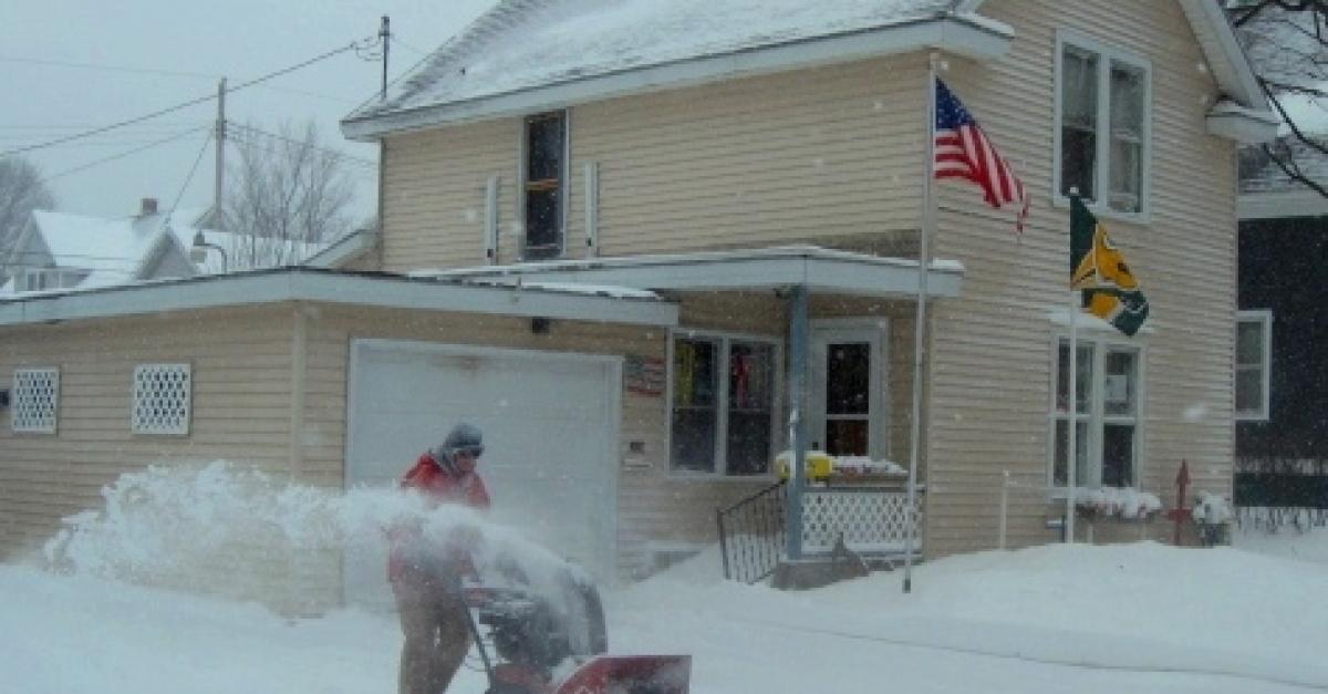Northern Wisconsin communities deal with blizzard aftermath Wisconsin