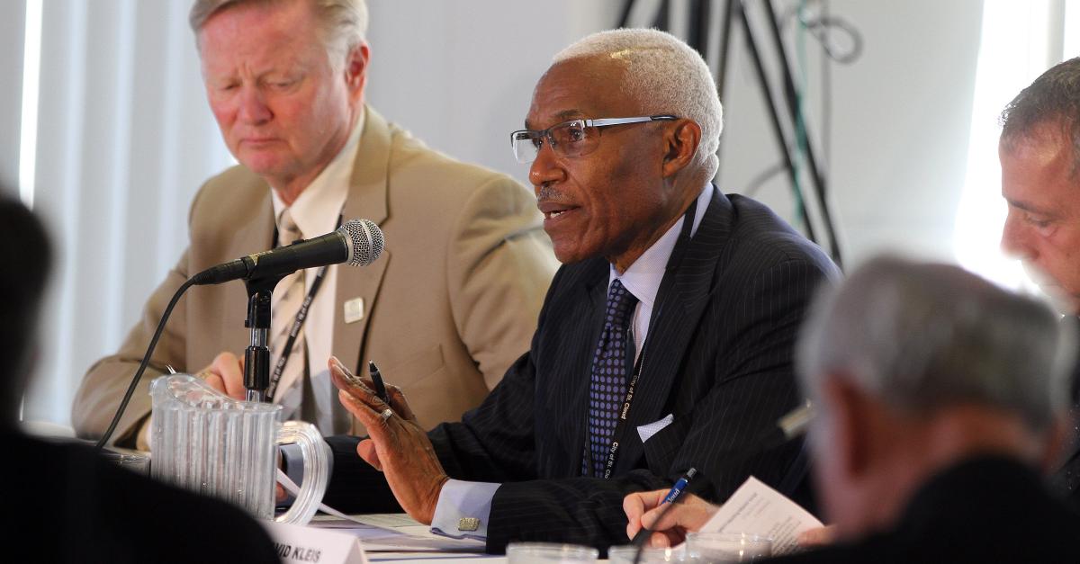 Mississippi River Mayors Vow To Support Army Corps Of Engineers