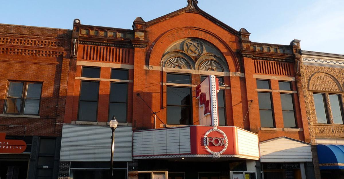 Study Gives Green Light To Renovating Stevens Point's Historic Fox
