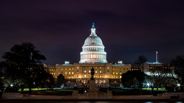 U.S. Capitol building at night