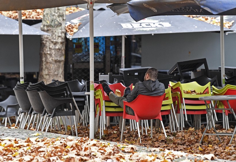 Revisiting Optimism Bias At This Point In The Pandemic Wisconsin Public Radio