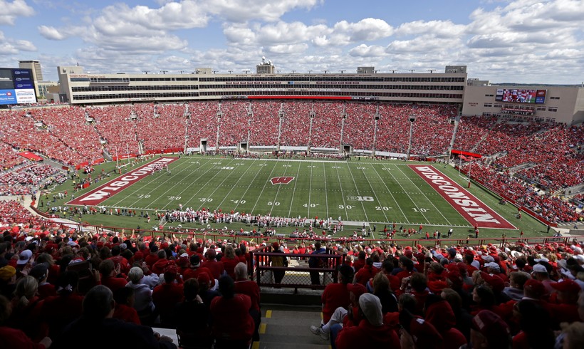 Badgers Football: Wisconsin Kicks Off 