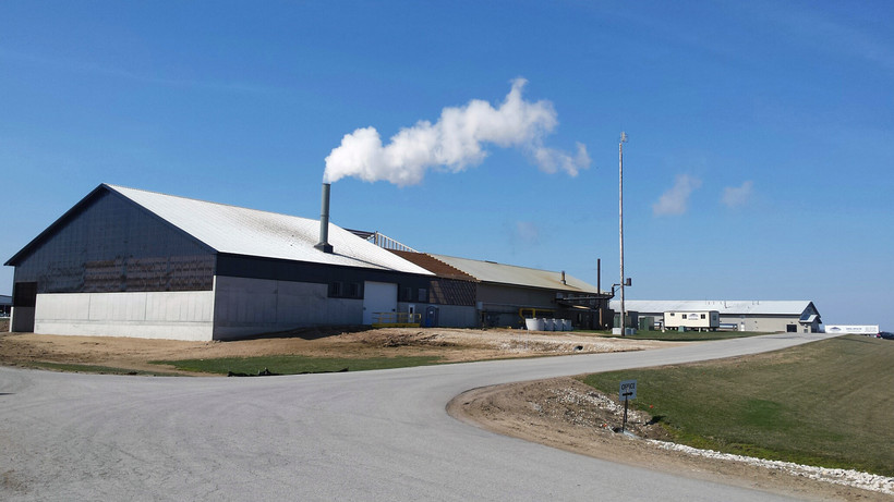 More Farmers Look To Adopt Controversial Manure Irrigation Technique